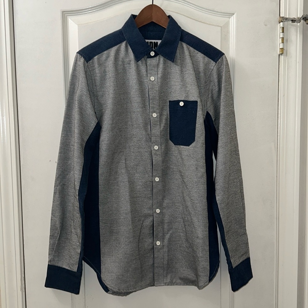 WON Woolf Originals New York Long Sleeves Button Down Shirt